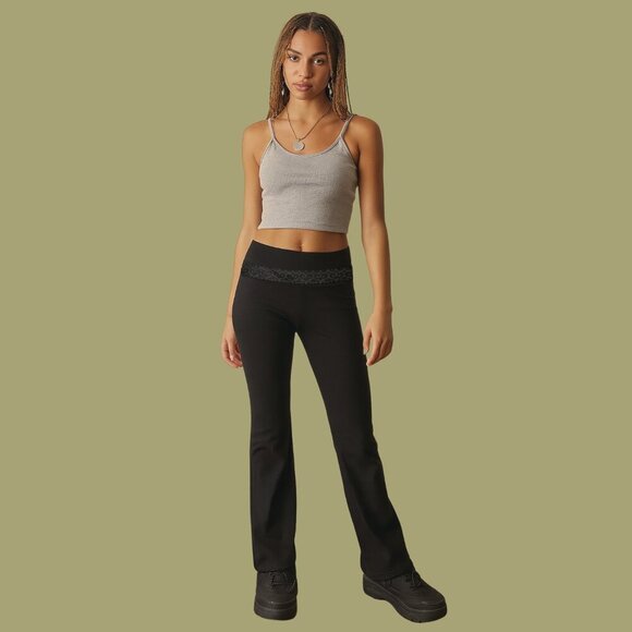 ✨ Reversible Lululemon Groove Flare Pants (Y2K Style) | Size 6 - Picture 1 of 13